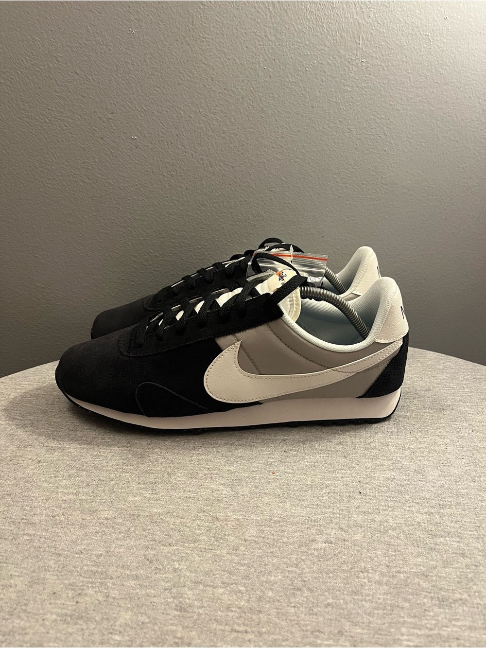 Nike Pre Montreal '17 Black Sail Pale Grey Men's Shoes Size 11.5 898031-001 - Picture 5 of 12
